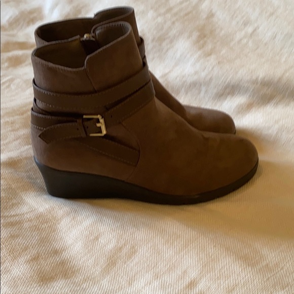 Booties - Picture 5 of 5